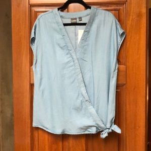 NWT NY&C cross body top